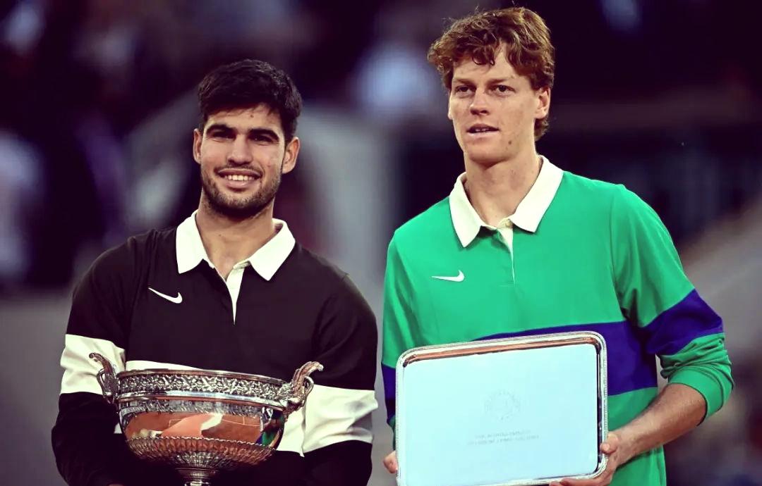 包含法网轻取温网，阿尔卡拉斯惊艳四座的词条