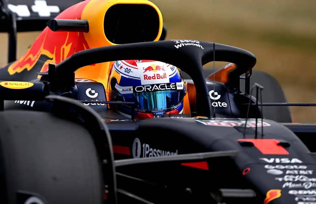 开云体育-梅赛德斯翻盘红牛车队，诺里斯扛起全队