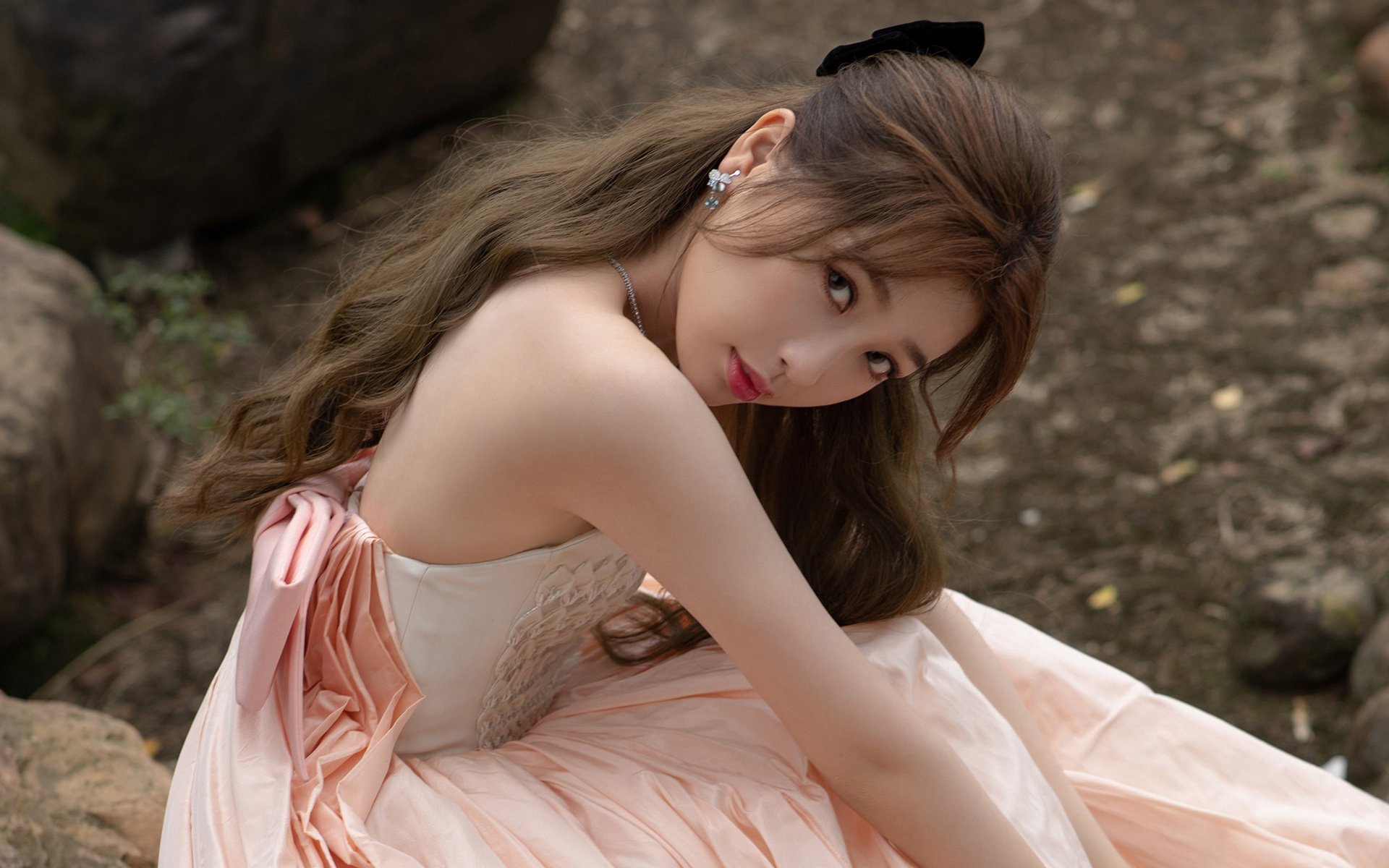 东决终极夜,霍勒迪如何以一己之力重写纪录并主宰命运