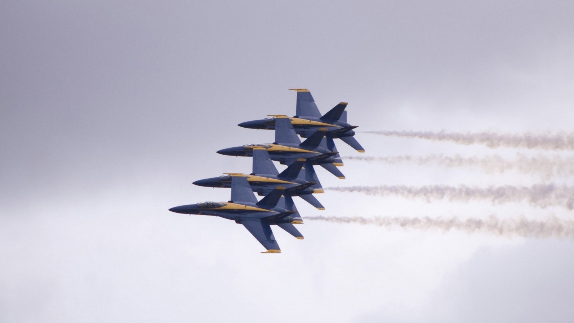 开云体育官网-东决狂想曲，当魔术带走太阳，布克在黑暗中点起星辰